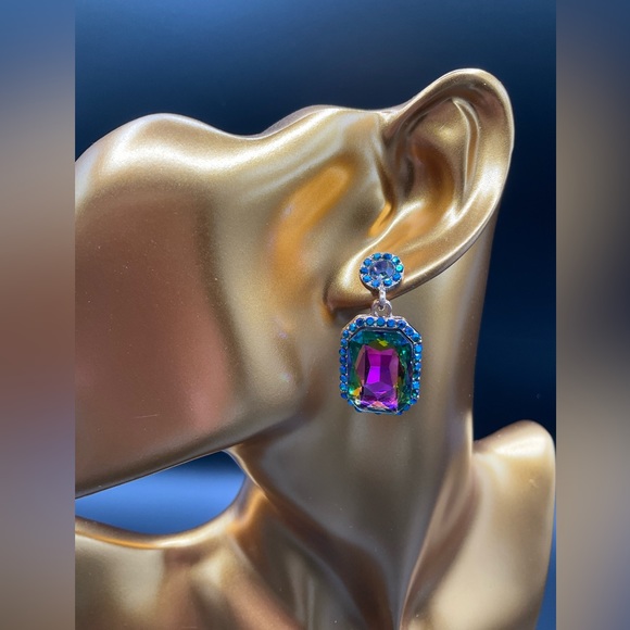 Rectangle Rhinestone Stone Earrings - Picture 5 of 5